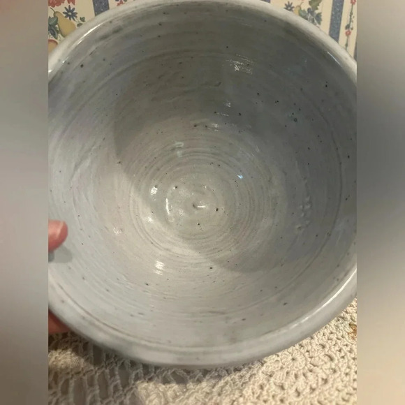 Vintage NC Pottery EggGlaze Blue Heart 1987
Signed Owens Mixing Bowl farmhouse - Picture 4 of 5